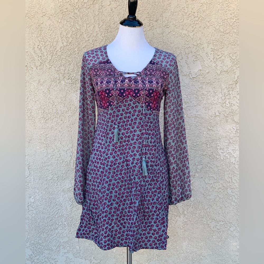 EUC Xhilaration Bohemian Style Long Sleeve Dress - Size Medium
